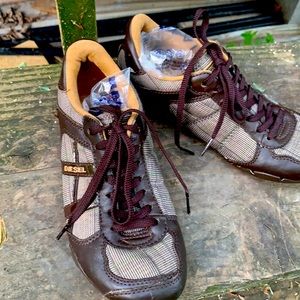 Diesel Leather Tennis Shoes Sz 7 US